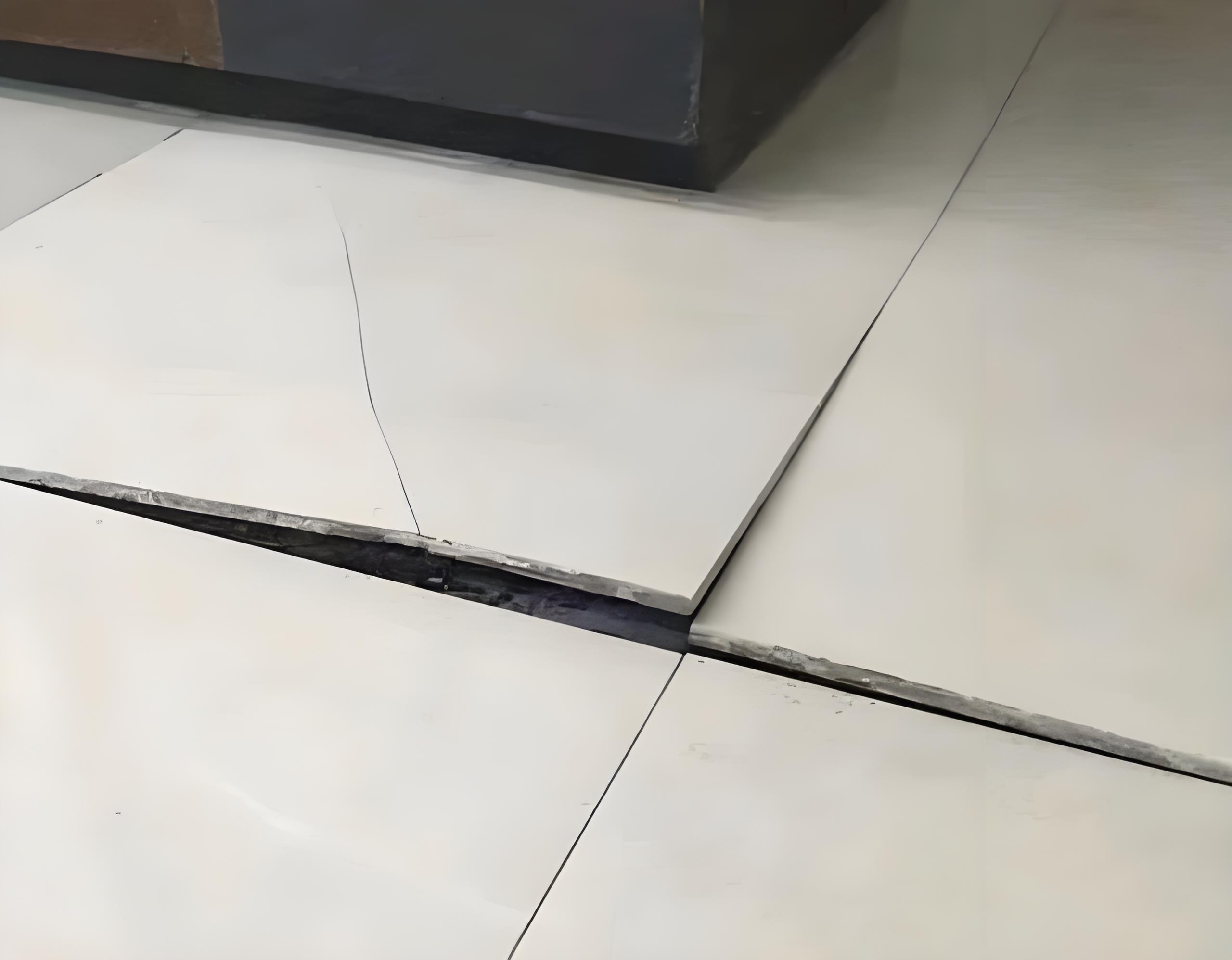 瓷砖空鼓专用胶怎么用视频教程(瓷砖空鼓专用胶怎么用视频教程全集)